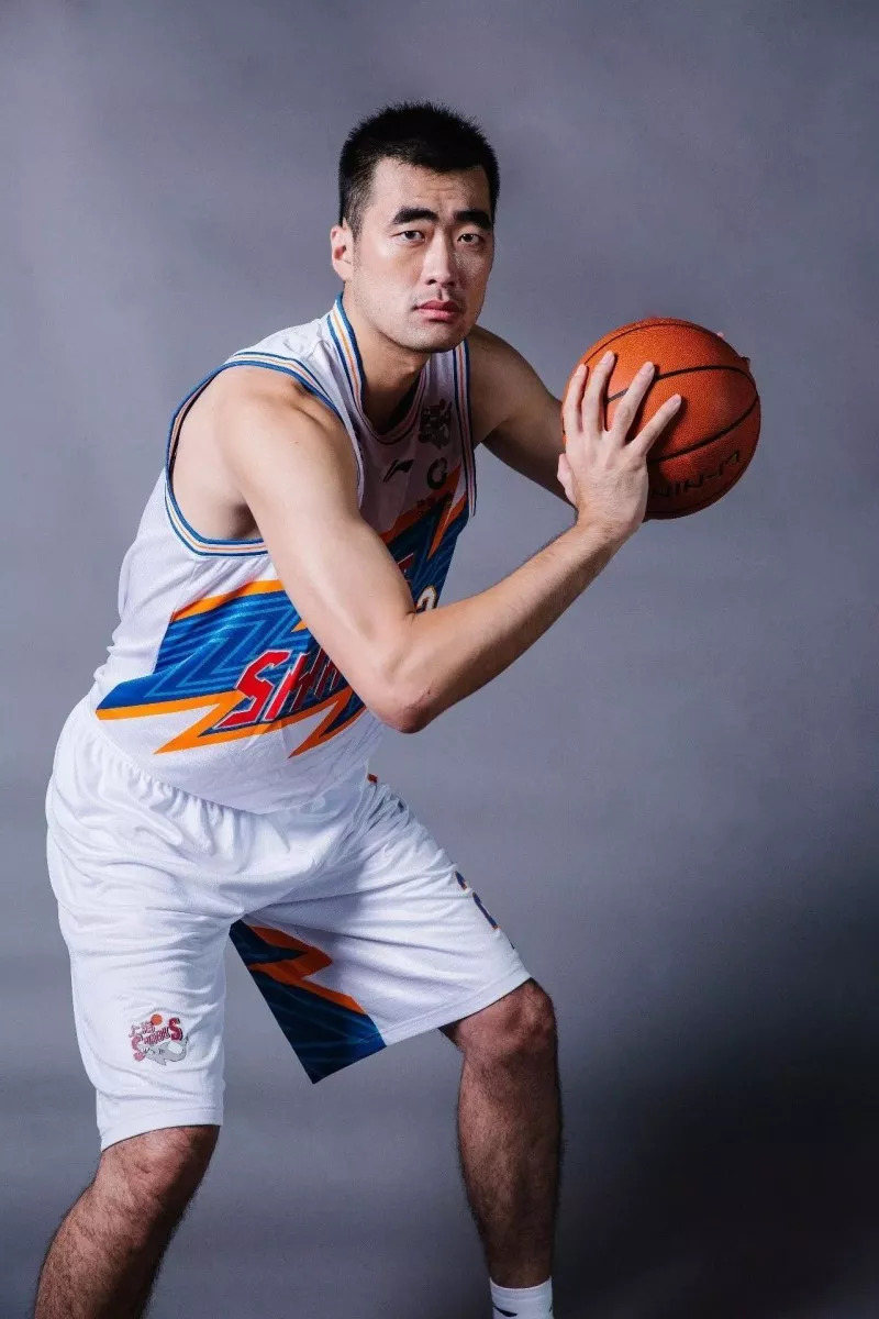 九游会官方网站明尼苏达森林狼训练开放日，今晨内部沟通引欢呼，CBA季后赛在即，轮换策略成焦点的简单介绍